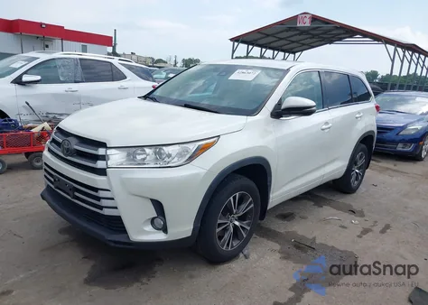 2017 Toyota Highlander Le Plus from USA, damaged, VIN 5TDBZRFH7HS456148